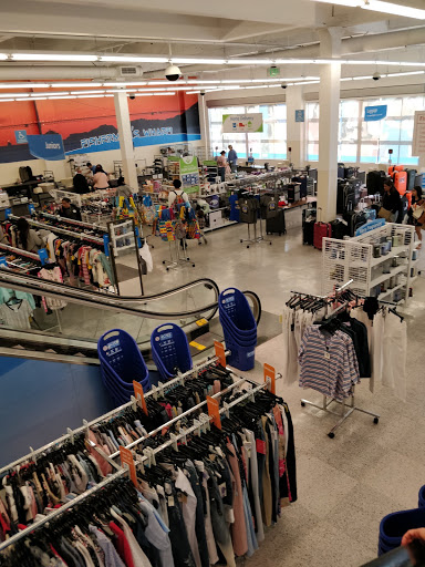 Clothing Store «Ross Dress for Less», reviews and photos, 2550 Taylor St, San Francisco, CA 94133, USA