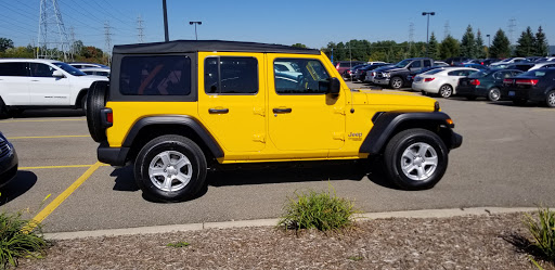 Jeep Dealer «Golling Chrysler Dodge Jeep Ram», reviews and photos, 2405 S Telegraph Rd, Bloomfield Hills, MI 48302, USA