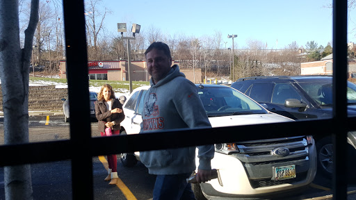 American Restaurant «Cracker Barrel Old Country Store», reviews and photos, 2371 E Aurora Rd, Twinsburg, OH 44087, USA