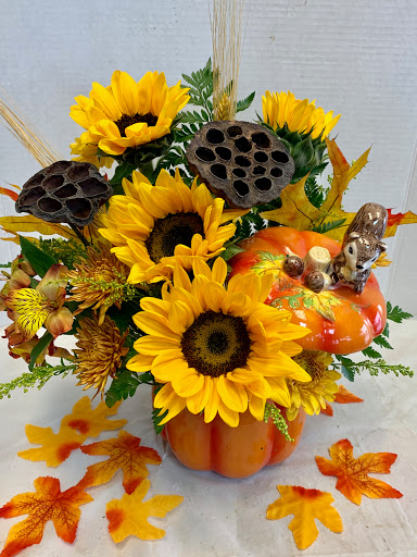 Florist «The Petal Pusher Floral Design», reviews and photos, 6 Elizabeth St, Derby, CT 06418, USA