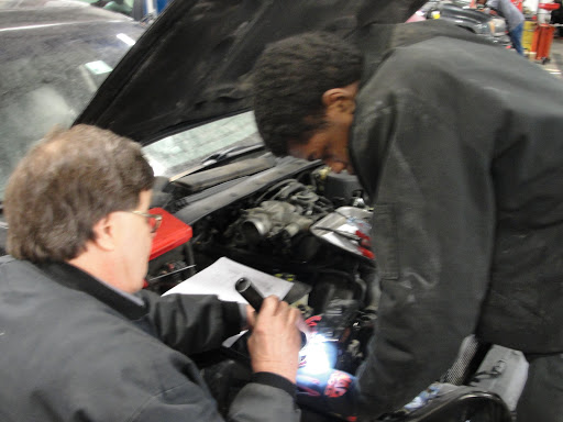 Auto Repair Shop «Gary Johnston Truck and Auto Repair Inc.», reviews and photos, 7602 E 42nd Pl, Tulsa, OK 74145, USA