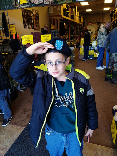 Surplus Store «Priority One Surplus», reviews and photos, 1708 Tilden Ridge Dr, Hamburg, PA 19526, USA