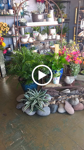 Florist «Green Acres Garden Center & Florist», reviews and photos, 1917 W 4th St, Coffeyville, KS 67337, USA