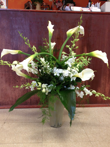 Florist «Hillside Florist (formerly Jennifer Flowers)», reviews and photos, 140 Hillside Avenue, New Hyde Park, NY 11040, USA