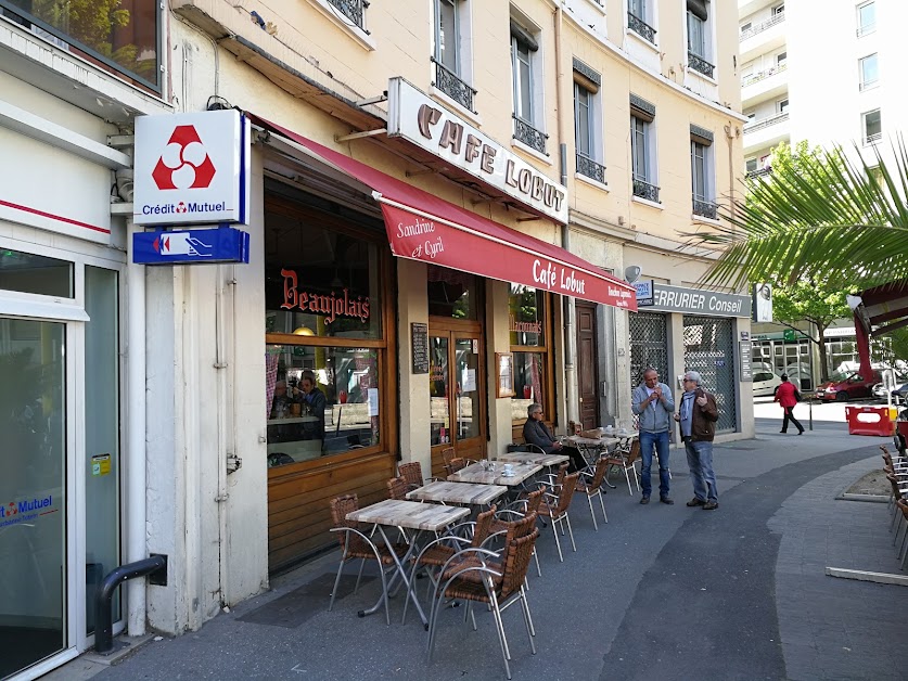 CAFE LOBUT కేఫ్ లోబుట్ à Villeurbanne