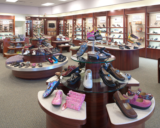 Shoe Store «Lucky Shoes Easton», reviews and photos, 3870 Townsfair Way, Columbus, OH 43219, USA