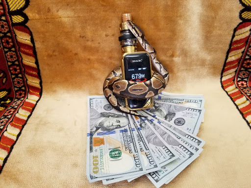 Tobacco Shop «In-n-Out Smoke Shop», reviews and photos, 10020 SW Beaverton Hillsdale Hwy, Beaverton, OR 97005, USA