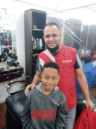 Barber Shop «MVP Barbershop», reviews and photos, 17 Palisade Ave, Yonkers, NY 10701, USA