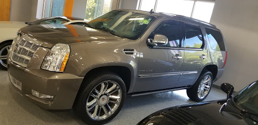 Car Dealer «Ultimo Motors», reviews and photos, 4575 Weaver Pkwy, Warrenville, IL 60555, USA