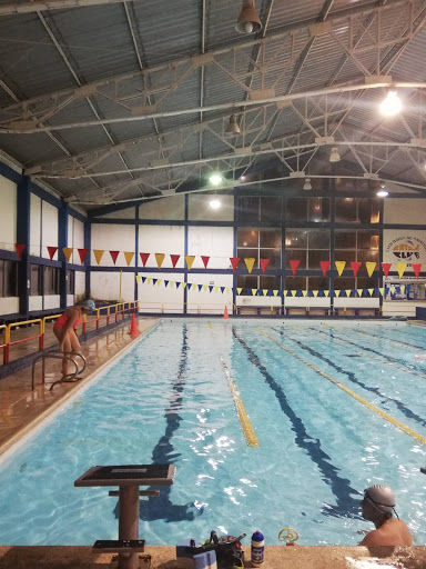 Gyms with swimming pool Quito