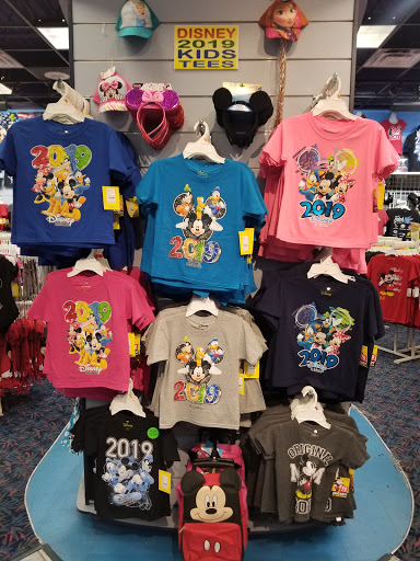 Gift Shop «Jungle Falls Gift Shop», reviews and photos, 5265 W Irlo Bronson Memorial Hwy, Kissimmee, FL 34746, USA