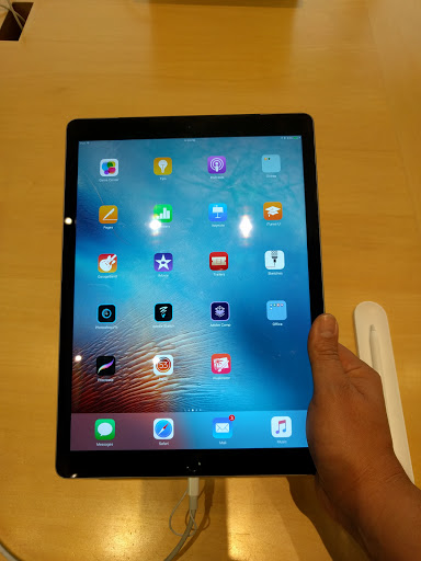 Computer Store «Apple Third Street Promenade», reviews and photos, 1415 3rd Street Promenade, Santa Monica, CA 90401, USA