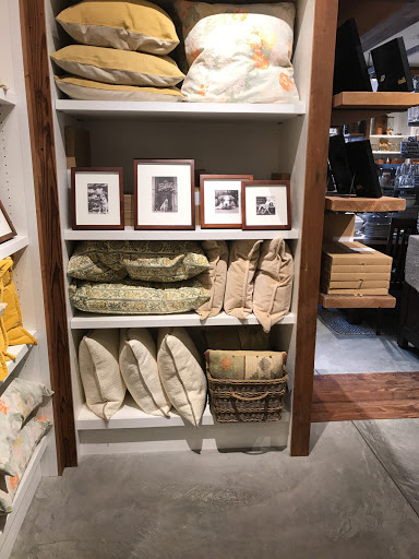 Furniture Store «Pottery Barn», reviews and photos, 1822 Redwood Hwy, Corte Madera, CA 94925, USA