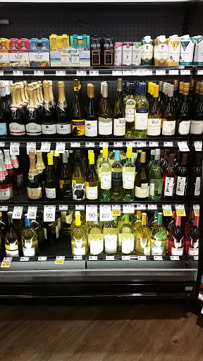 Grocery Store «Food Lion», reviews and photos, 1008 Fording Island Rd, Bluffton, SC 29910, USA