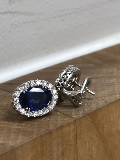 Jewelry Store «Henry C Reid & Son», reviews and photos, 1591 Post Rd, Fairfield, CT 06824, USA