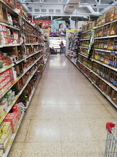 Opiniones de AKÍ El Carmen en El Carmen - Supermercado