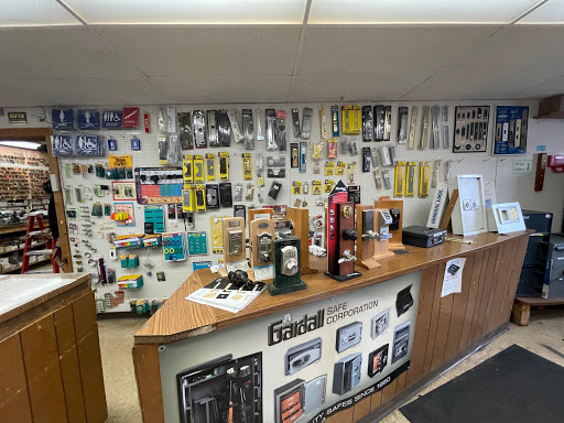 Locksmith «Elgin Key & Lock Co Inc», reviews and photos, 201 N Spring St, Elgin, IL 60120, USA