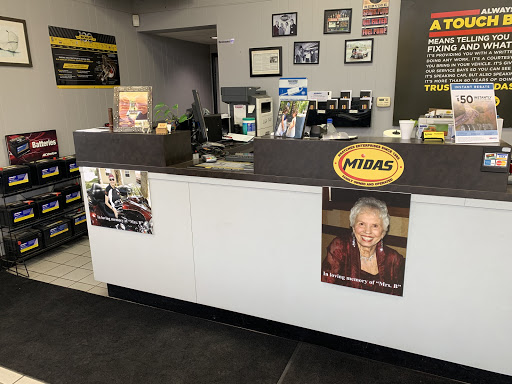 Car Repair and Maintenance «Midas», reviews and photos, 905 IAA Dr, Bloomington, IL 61701, USA