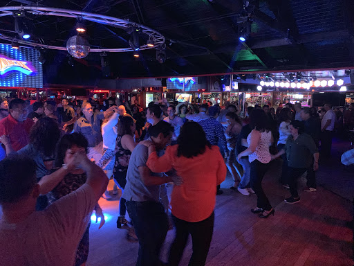 Night Club «El Calor Mexican», reviews and photos, 2916 W Lincoln Ave, Anaheim, CA 92801, USA