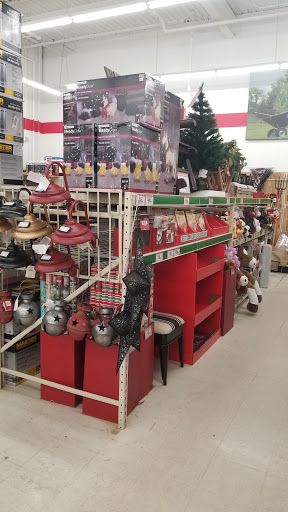 Home Improvement Store «Tractor Supply Co.», reviews and photos, 216 Susquehanna Blvd, West Hazleton, PA 18202, USA