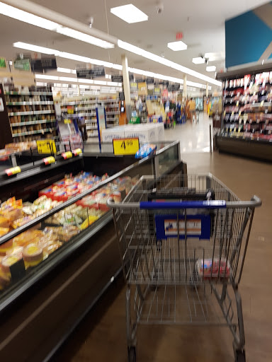 Grocery Store «Kroger», reviews and photos, 26130 Gratiot Ave, Roseville, MI 48066, USA