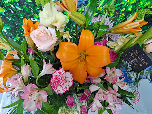 Florist «Finer Flowers», reviews and photos, 645 E Landis Ave, Vineland, NJ 08360, USA