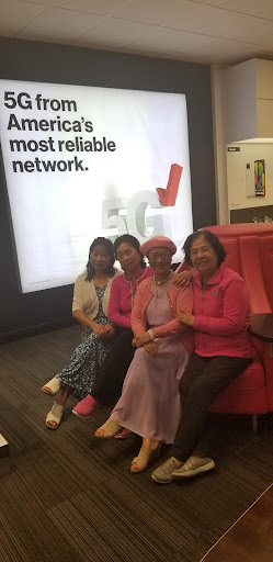 Cell Phone Store «Verizon», reviews and photos, 3251 20th Ave #270, San Francisco, CA 94132, USA