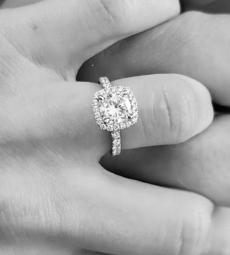 Jewelry Store «Corbo Jewelers of Clifton», reviews and photos, 1055 Bloomfield Ave, Clifton, NJ 07012, USA