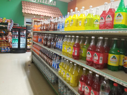 Supermarket «Morelia Supermarket Inc», reviews and photos, 4833 W Diversey Ave, Chicago, IL 60639, USA