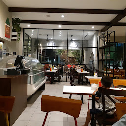 Pizza Time surabaya