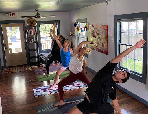 104 Houston St, Tomball, TX 77375, USA