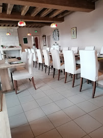 Atmosphère du Restaurant l'auberge de Passy Les Tours à Varennes-lès-Narcy - n°6