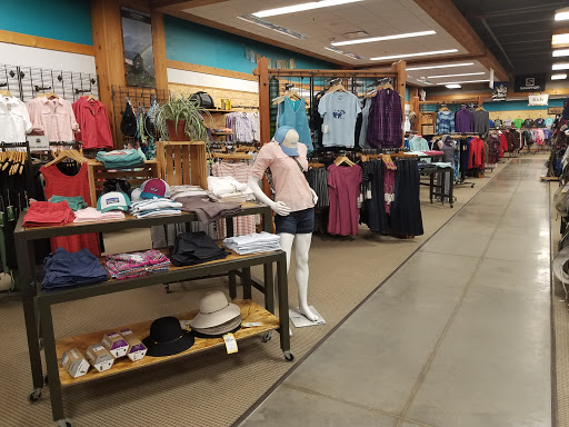 Camping Store «Erehwon Mountain Outfitter», reviews and photos, 599 West Glen Bay Avenue, Glendale, WI 53217, USA