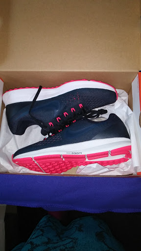 Clothing Store «Nike Factory Store», reviews and photos, 4760 Baldwin Rd M125, Auburn Hills, MI 48326, USA