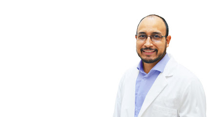 Dr. Caleb Silva Betanzos, Neumólogo