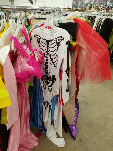 Thrift Store «Hope of The Valley Thrift Store», reviews and photos, 19379 Soledad Canyon Rd, Canyon Country, CA 91351, USA