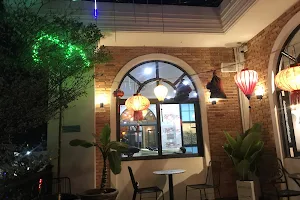 Nam Phương bistro & café image