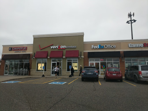 Cell Phone Store «Verizon», reviews and photos, 599 Northtown Dr NE #400, Blaine, MN 55434, USA