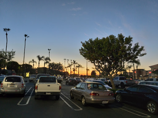 Shopping Mall «Tuskatella Shopping Center», reviews and photos, 1344 N Tustin St, Orange, CA 92867, USA