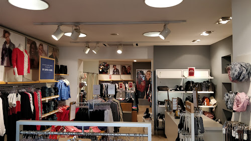 Magasin de vêtements Boutique Esprit Laval