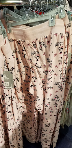 Toy Store «Disney Store», reviews and photos, 400 Premium Outlets Dr, Monroe, OH 45050, USA