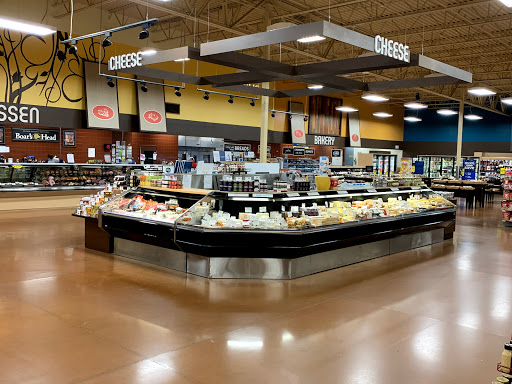 Grocery Store «Kroger Marketplace», reviews and photos, 635 Chestnut Dr, Walton, KY 41094, USA