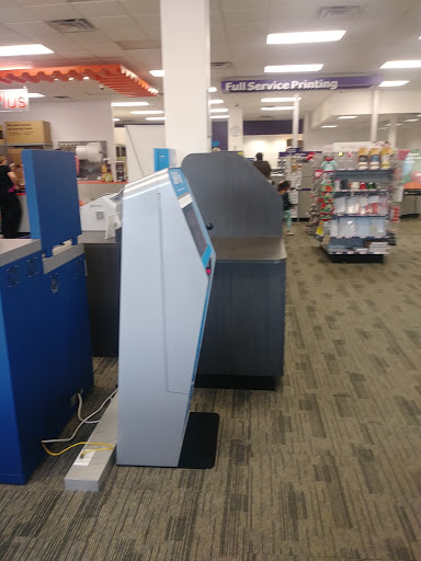 Print Shop «FedEx Office Print & Ship Center», reviews and photos, 18755 S Dixie Hwy Suite 57, Miami, FL 33157, USA