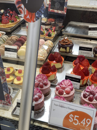 Grocery Store «Lunds & Byerlys Highland Park», reviews and photos, 2128 Ford Pkwy, St Paul, MN 55116, USA