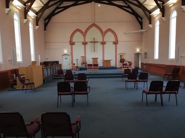 Comments and reviews of St Johns Methodist Church