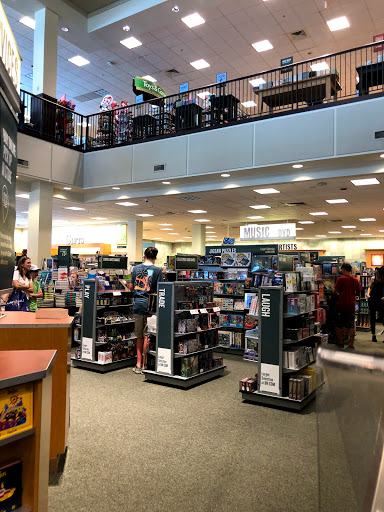 Book Store «Barnes & Noble», reviews and photos, 1201 Lake Woodlands Dr, The Woodlands, TX 77380, USA