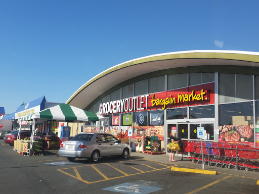 Grocery Store «Grocery Outlet Bargain Market», reviews and photos, 23910 104th Ave SE, Kent, WA 98031, USA