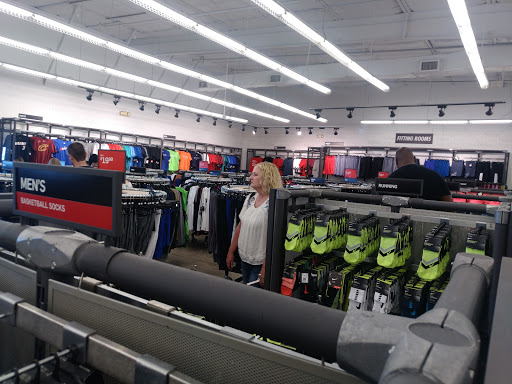 Sporting Goods Store «Nike Factory Store», reviews and photos, 15609 FL-535, Orlando, FL 32821, USA