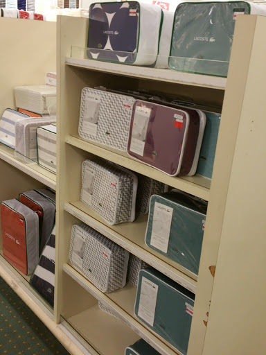 Department Store «Century 21 Department Store», reviews and photos, 1085 Old Country Rd, Westbury, NY 11590, USA