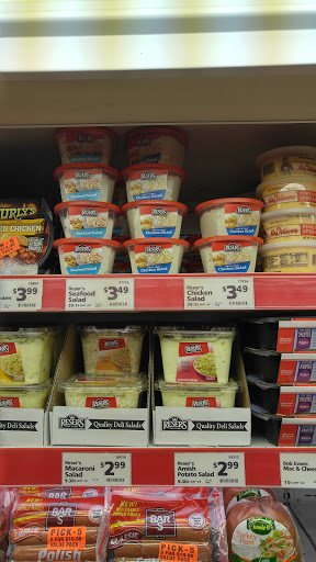 Grocery Store «Save-A-Lot», reviews and photos, 4148 Taylor Blvd, Louisville, KY 40215, USA